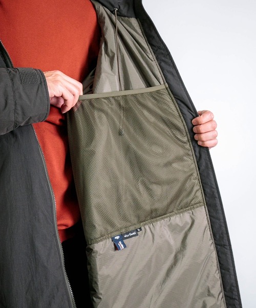 WILD THINGS（ワイルドシングス）の「[WILD THINGS] TRANPORT PARKA / トランスポートパーカー（ダウンジャケット/コート・メンズ・ライトオリーブ/ブラック・L/M）」の20枚目の写真