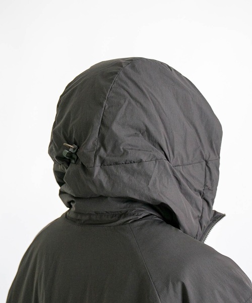 WILD THINGS（ワイルドシングス）の「[WILD THINGS] TRANPORT PARKA / トランスポートパーカー（ダウンジャケット/コート・メンズ・ライトオリーブ/ブラック・L/M）」の16枚目の写真