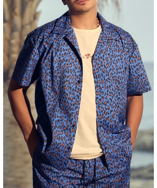 SUNS by #Re:room(サンズバイリルーム)の「カラーレオパードシャツ(シャツ/ブラウス・メンズ・カーキ/ブルー/ベージュ・SMALL/MEDIUM)」の3枚目の写真