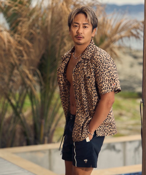 SUNS by #Re:room(サンズバイリルーム)の「カラーレオパードシャツ(シャツ/ブラウス・メンズ・カーキ/ブルー/ベージュ・SMALL/MEDIUM)」の5枚目の写真