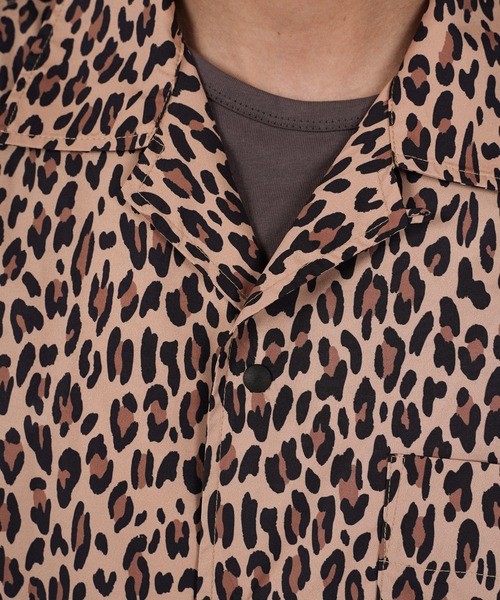 SUNS by #Re:room(サンズバイリルーム)の「カラーレオパードシャツ(シャツ/ブラウス・メンズ・カーキ/ブルー/ベージュ・SMALL/MEDIUM)」の16枚目の写真