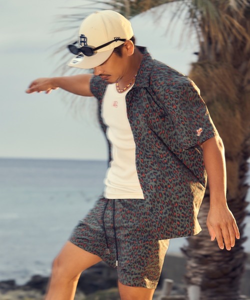 SUNS by #Re:room(サンズバイリルーム)の「カラーレオパードシャツ(シャツ/ブラウス・メンズ・カーキ/ブルー/ベージュ・SMALL/MEDIUM)」の22枚目の写真