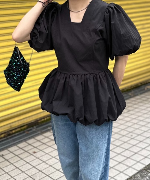 mi via loca（ミヴィアロカ）の「バルーンペプラムトップス（シャツ/ブラウス・レディース・ブラック/ピンク/ホワイト・FREE）」の6枚目の写真