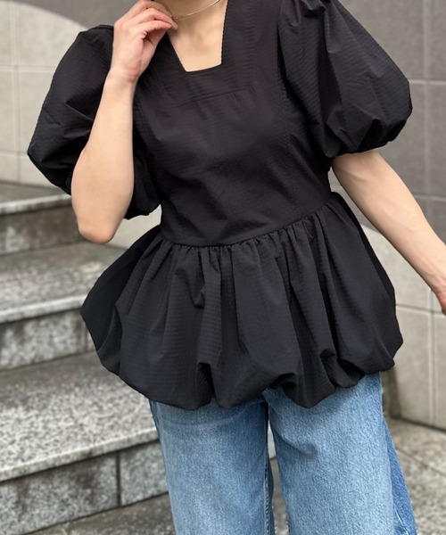 mi via loca（ミヴィアロカ）の「バルーンペプラムトップス（シャツ/ブラウス・レディース・ブラック/ピンク/ホワイト・FREE）」の13枚目の写真