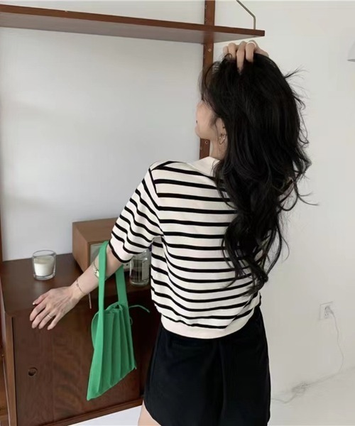 Beststore(ベストストア)の「tシャツトップス ポロシャツ Vネック 半袖(ポロシャツ・レディース・ブラック・FREE)」の17枚目の写真