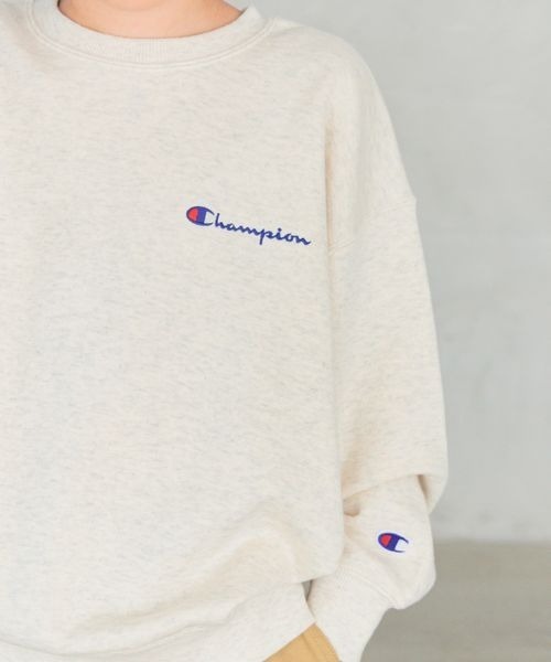 Champion（チャンピオン）の「【Champion(チャンピオン)】別注ルーズフィットプルオーバー(KIDS)（スウェット・キッズ・ブラウン/グリーン/オートミール/パープル・120cm/130cm/140cm/150cm）」の21枚目の写真