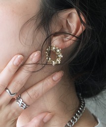 Yeoun（ヨウン）の「フラワーリングピアス（ピアス（両耳用））」