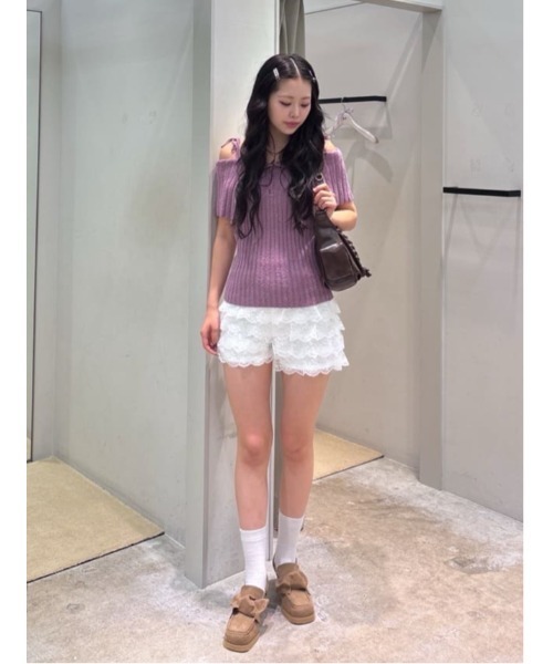 SLY(スライ)の「OFFSHOULDER RIB HG TOPS オフショルダー リブ ハイゲージ トップス 夏服 秋服 半袖(ニット/セーター・レディース・ブラック/パープル・FREE)」の15枚目の写真