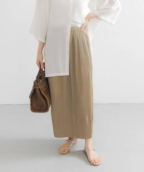 URBAN RESEARCH（アーバンリサーチ）の「サテンプリーツストレートラインスカート（スカート・レディース・ベージュ/カーキ・FREE）」の5枚目の写真