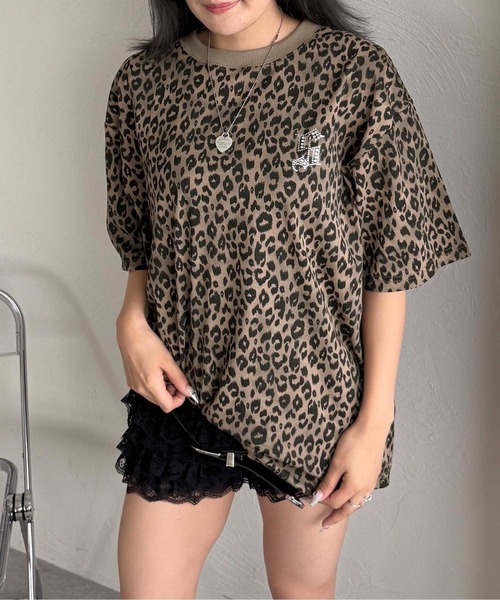 sedacle(セダクル)の「ラインストーンレオパードTEE(Tシャツ/カットソー・レディース・アイボリー/チャコールグレー/ブラウン・SMALL/MEDIUM/LARGE)」の21枚目の写真