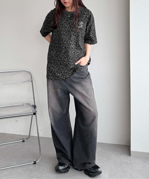 sedacle(セダクル)の「ラインストーンレオパードTEE(Tシャツ/カットソー・レディース・アイボリー/チャコールグレー/ブラウン・SMALL/MEDIUM/LARGE)」の11枚目の写真