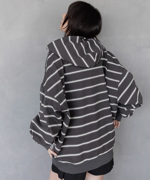 PBLIM（ページボーイリム）の「《UNISEX》スーパールーズボーダーパーカー（パーカー・レディース・グレー/チャコールグレー・FREE）」の7枚目の写真