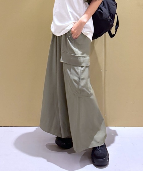 RODEO CROWNS WIDE BOWL（ロデオクラウンズワイドボウル）の「ワイドカーゴスカーチョ（カーゴパンツ・レディース・ブラック/ベージュ系その他/カーキ/グリーン系その他2・FREE）」の3枚目の写真