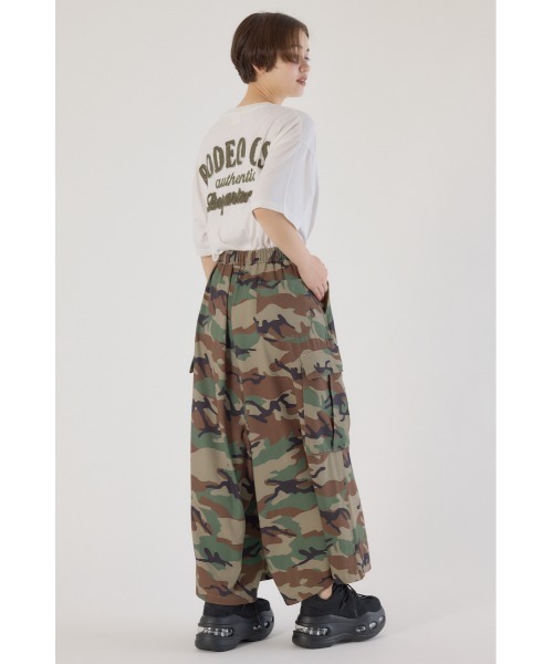 RODEO CROWNS WIDE BOWL（ロデオクラウンズワイドボウル）の「ワイドカーゴスカーチョ（カーゴパンツ・レディース・ブラック/ベージュ系その他/カーキ/グリーン系その他2・FREE）」の8枚目の写真