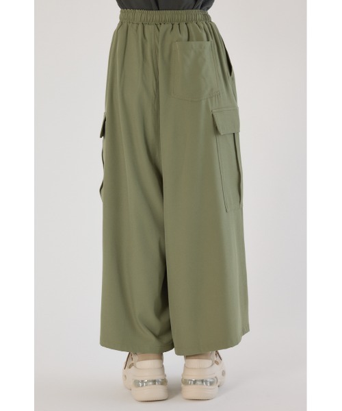 RODEO CROWNS WIDE BOWL（ロデオクラウンズワイドボウル）の「ワイドカーゴスカーチョ（カーゴパンツ・レディース・ブラック/ベージュ系その他/カーキ/グリーン系その他2・FREE）」の17枚目の写真