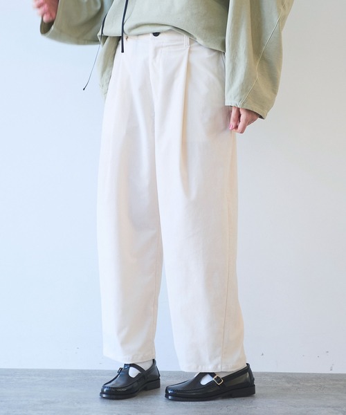 yuni（ユニ　）の「シャンブレーコール　back gum パンツ（その他パンツ・レディース・ホワイト/ブラウン/サックスブルー/ブラック・S/M）」の8枚目の写真