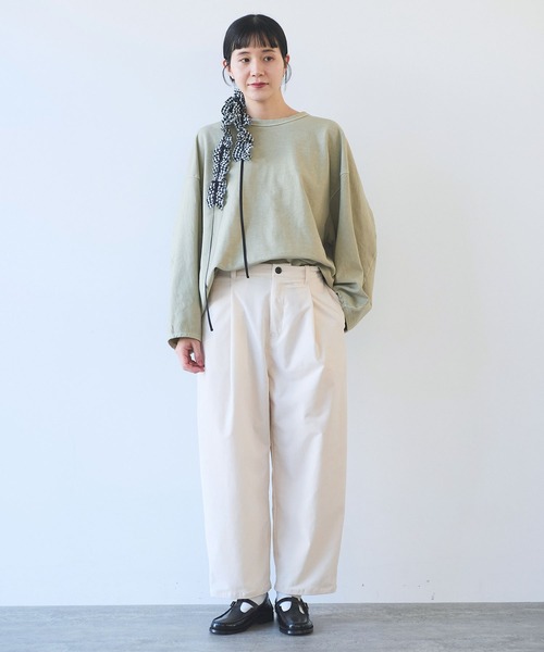 yuni（ユニ　）の「シャンブレーコール　back gum パンツ（その他パンツ・レディース・ホワイト/ブラウン/サックスブルー/ブラック・S/M）」の5枚目の写真