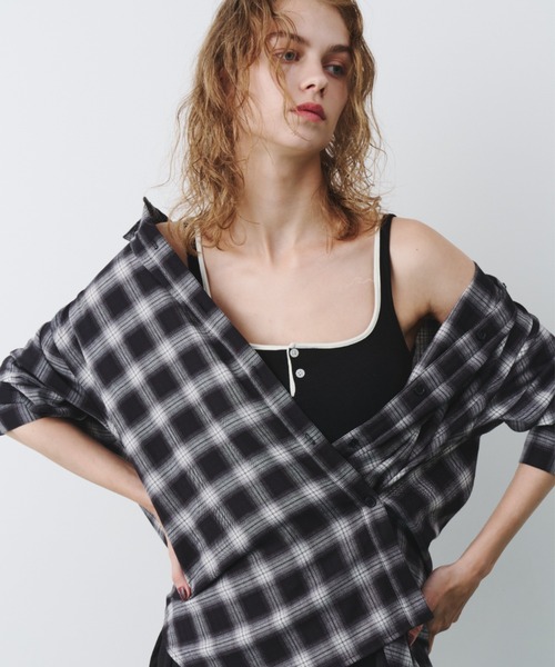 bita.（ビタ）の「配色パイピング カップインタンク（Tシャツ/カットソー・レディース・ネイビー/ブラック/グレー・FREE）」の6枚目の写真