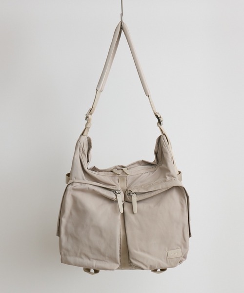 KATHARINE ROSS(キャサリンロス)の「【KATHARINE ROSS】【story.】フィールドワンショルダーバッグ(ショルダーバッグ・レディース・ライトベージュ/ブラック/チャコールグレー・MEDIUM)」の5枚目の写真