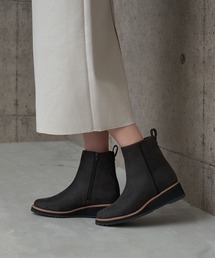 carino（カリーノ）の「【レイン・スノー対応】ウエッジヒールショートブーツ（ブーツ・レディース）」