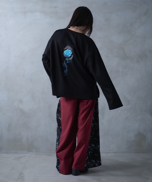 Ellno Loset（エルノロゼット）の「ドラゴンローズ刺繍ロンT（Tシャツ/カットソー・メンズ・オフホワイト/ブラック・SMALL/MEDIUM/LARGE）」の11枚目の写真