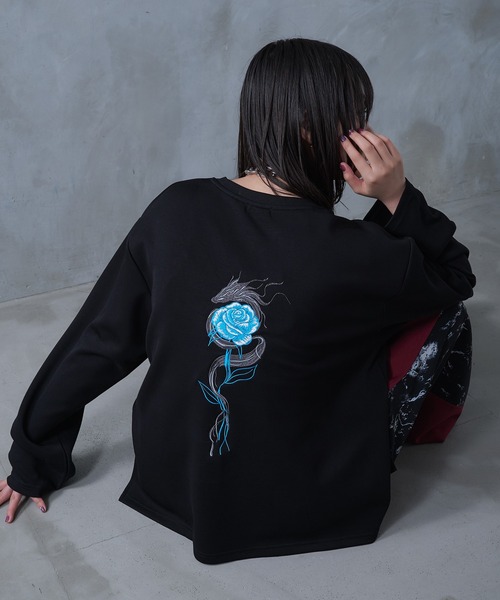 Ellno Loset（エルノロゼット）の「ドラゴンローズ刺繍ロンT（Tシャツ/カットソー・メンズ・オフホワイト/ブラック・SMALL/MEDIUM/LARGE）」の4枚目の写真