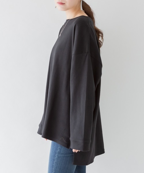 RCD(アールシーディー)の「やわらかヘビーコットンクルーネックロングTシャツ(Tシャツ/カットソー・レディース・グレイッシュベージュ/チャコールグレー/オフホワイト/杢グレー/ブラック・4L~5L/M-L/LL~3L)」の19枚目の写真