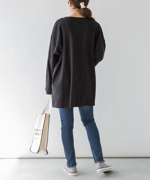 RCD(アールシーディー)の「やわらかヘビーコットンクルーネックロングTシャツ(Tシャツ/カットソー・レディース・グレイッシュベージュ/チャコールグレー/オフホワイト/杢グレー/ブラック・4L~5L/M-L/LL~3L)」の8枚目の写真