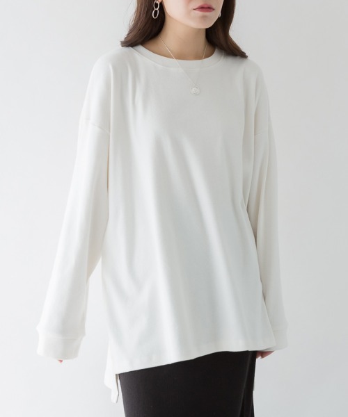 RCD(アールシーディー)の「やわらかヘビーコットンクルーネックロングTシャツ(Tシャツ/カットソー・レディース・グレイッシュベージュ/チャコールグレー/オフホワイト/杢グレー/ブラック・4L~5L/M-L/LL~3L)」の15枚目の写真