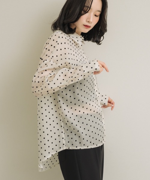 NEUNA(ヌナ)の「【今季トレンドのドットを上品に】シアードットシャツ(シャツ/ブラウス・レディース・ブラック/アイボリー・FREE)」の21枚目の写真