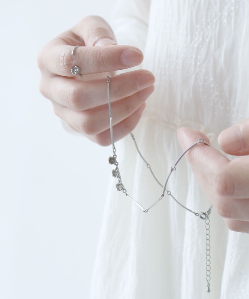 bulle de savon(ビュルデサボン)の「△《early Autumn》ツキミソウ ネックレス(ネックレス・レディース・ゴールド/シルバー・FREE)」の5枚目の写真