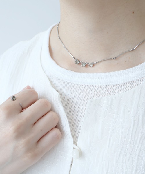 bulle de savon(ビュルデサボン)の「△《early Autumn》ツキミソウ ネックレス(ネックレス・レディース・ゴールド/シルバー・FREE)」の6枚目の写真