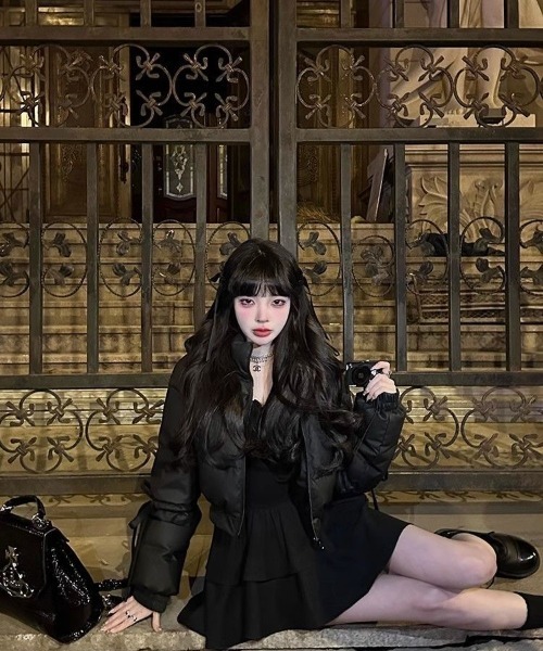 ViViDAY(ビビデー)の「悪魔耳デザイン袖リボン付きブルゾン(ブルゾン・レディース・ブラック・M)」の14枚目の写真
