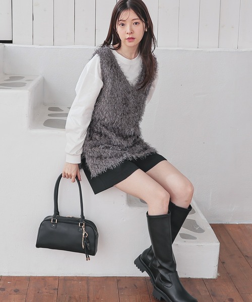 Honeys（ハニーズ）の「フェザーベスト（ベスト・レディース・アイボリー/チャコール/グレー/ブラック・S/M/L）」の16枚目の写真