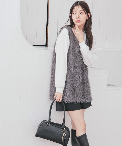 Honeys（ハニーズ）の「フェザーベスト（ベスト・レディース・アイボリー/チャコール/グレー/ブラック・S/M/L）」の18枚目の写真