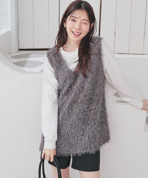 Honeys（ハニーズ）の「フェザーベスト（ベスト・レディース・アイボリー/チャコール/グレー/ブラック・S/M/L）」の20枚目の写真