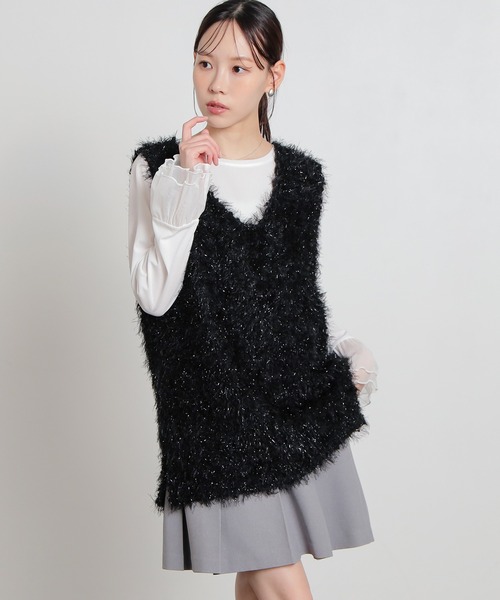 Honeys（ハニーズ）の「フェザーベスト（ベスト・レディース・アイボリー/チャコール/グレー/ブラック・S/M/L）」の12枚目の写真