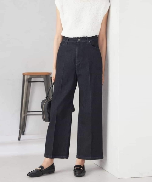 a.v.v（アーヴェヴェ）の「【雑誌InRed(宝島社)11月号掲載】ストレッチデニムワイドパンツ（デニムパンツ・レディース・ブルー/ネイビー・36/38/40/34/42）」の2枚目の写真