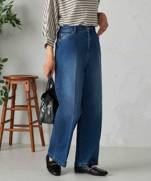 a.v.v（アーヴェヴェ）の「【雑誌InRed(宝島社)11月号掲載】ストレッチデニムワイドパンツ（デニムパンツ・レディース・ブルー/ネイビー・36/38/40/34/42）」の5枚目の写真