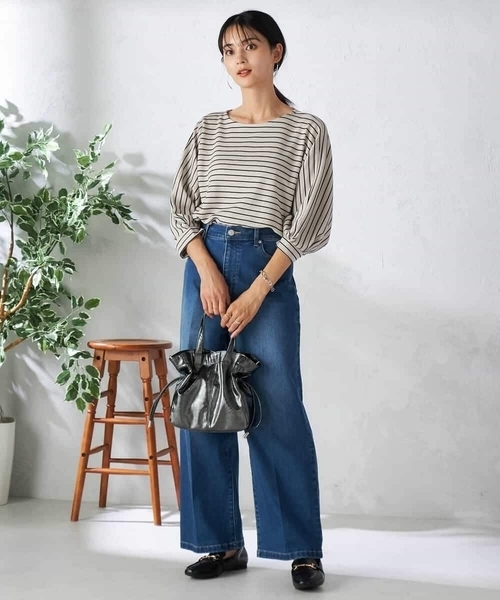 a.v.v（アーヴェヴェ）の「【雑誌InRed(宝島社)11月号掲載】ストレッチデニムワイドパンツ（デニムパンツ・レディース・ブルー/ネイビー・36/38/40/34/42）」の10枚目の写真