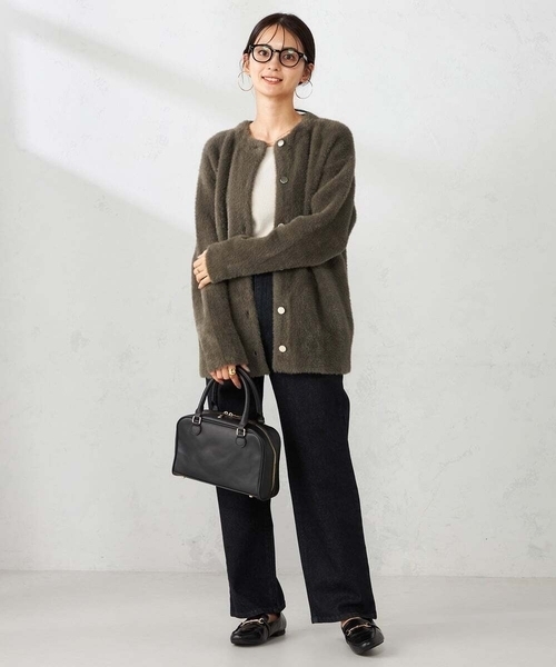 a.v.v（アーヴェヴェ）の「【雑誌InRed(宝島社)11月号掲載】ストレッチデニムワイドパンツ（デニムパンツ・レディース・ブルー/ネイビー・36/38/40/34/42）」の13枚目の写真