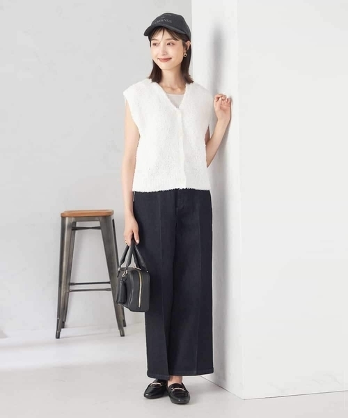 a.v.v（アーヴェヴェ）の「【雑誌InRed(宝島社)11月号掲載】ストレッチデニムワイドパンツ（デニムパンツ・レディース・ブルー/ネイビー・36/38/40/34/42）」の22枚目の写真