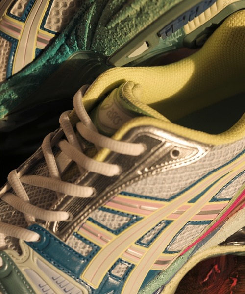 FACETASM（ファセッタズム）の「FACETASM/ファセッタズム×ASICS/アシックス GEL-KAYANO 14 スニーカー（スニーカー・メンズ・マルチ・27.5/27/26.5/26/28）」の2枚目の写真