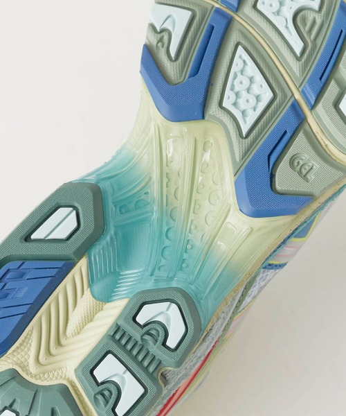 FACETASM（ファセッタズム）の「FACETASM/ファセッタズム×ASICS/アシックス GEL-KAYANO 14 スニーカー（スニーカー・メンズ・マルチ・27.5/27/26.5/26/28）」の18枚目の写真