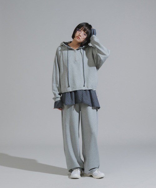 Chick（チック）の「Checkered Shirt Fabric Docking Jersey Set / チェックシャツ生地ドッキング ジャージーセットアップ（セットアップ・レディース・ネイビー/グレー・FREE）」の9枚目の写真