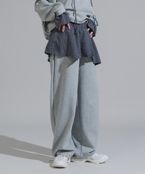 Chick（チック）の「Checkered Shirt Fabric Docking Jersey Set / チェックシャツ生地ドッキング ジャージーセットアップ（セットアップ・レディース・ネイビー/グレー・FREE）」の3枚目の写真