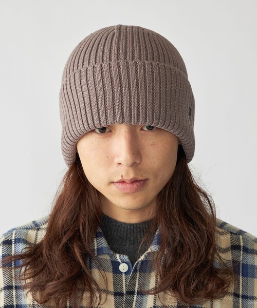 SHIPS（シップス）の「【WEB限定】SHIPS: オーバーフィット ワンポイント エンブロイダリー ワッチキャップ ニット帽（ニットキャップ/ビーニー・メンズ・キャメル/ネイビー/チャコールグレー/ブラック・ONE SIZE）」の4枚目の写真