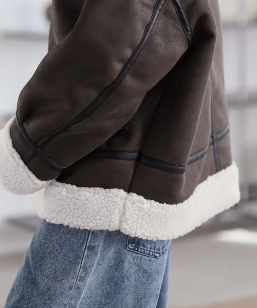 ROCHEM（ローシェン）の「ダブルジップ裏ボアフェイクムートン