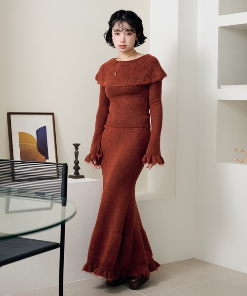 LAULEN(ローレン)の「frill mermaid knit set up /フリルマーメイドニットセットアップ(セットアップ・レディース・チャコールグレー/ブラック/ブラウン/テラコッタ/ベージュ・FREE)」の5枚目の写真