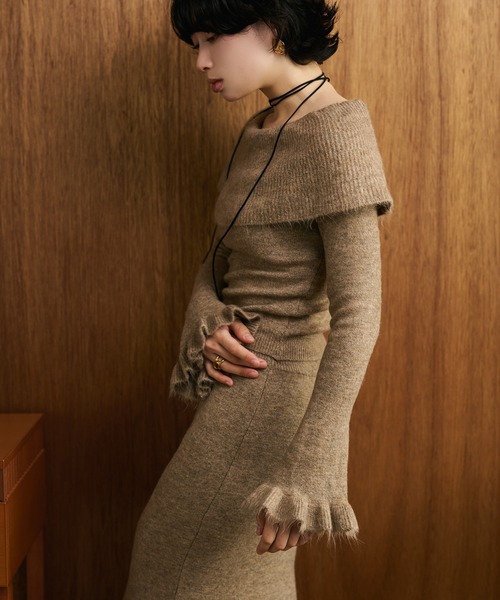 LAULEN(ローレン)の「frill mermaid knit set up /フリルマーメイドニットセットアップ(セットアップ・レディース・チャコールグレー/ブラック/ブラウン/テラコッタ/ベージュ・FREE)」の12枚目の写真